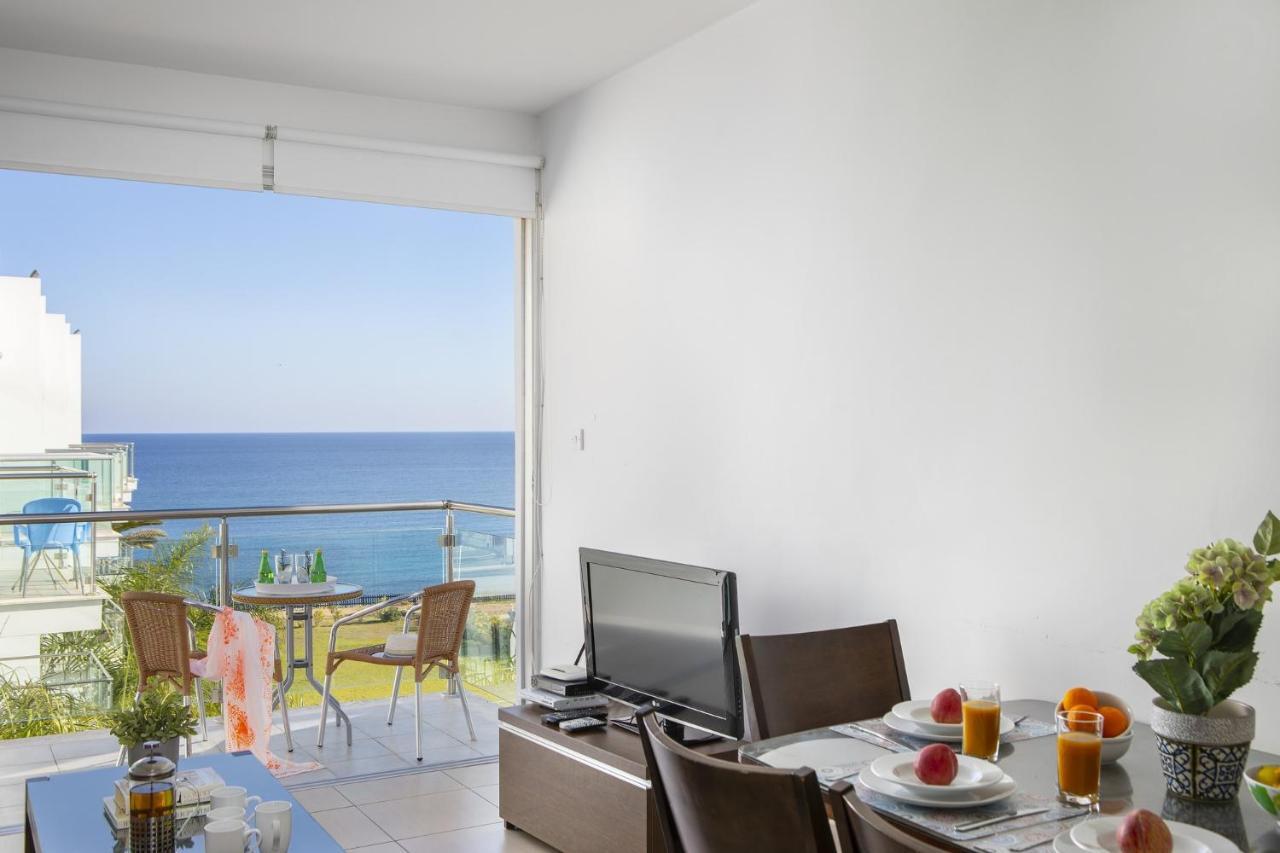 Coralli A 305 Protaras Exteriör bild
